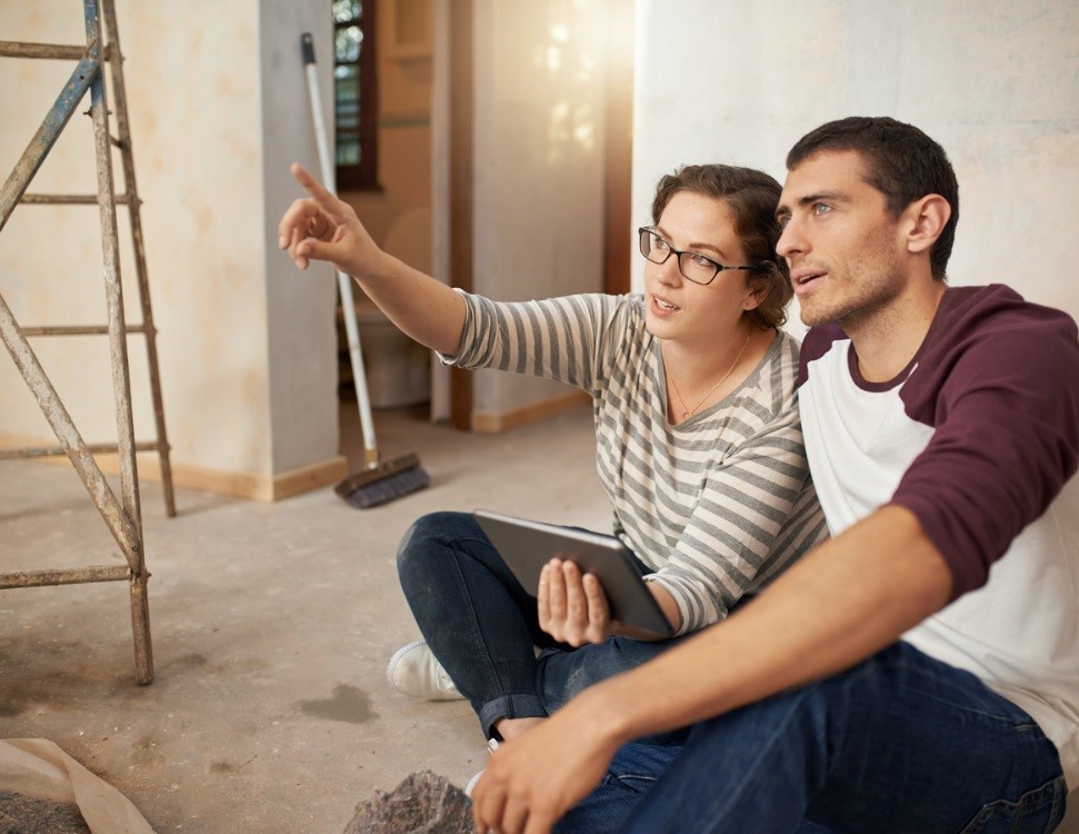 moving-into-first-apartment